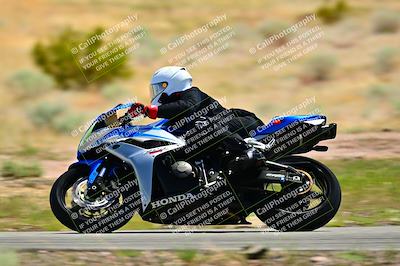 media/Apr-13-2025-TrackXperience (Sun) [[fb1ef998a6]]/Level 2 (Intermediate)/Turn 2 (Session 5)/